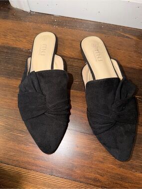 Black Suede Knot Pointed-Toe Mules